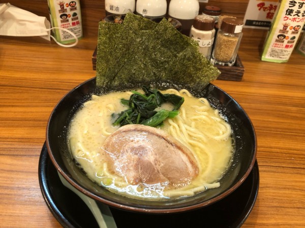 「ラーメン(塩)」@横浜家系ラーメン 壱角家 落合南長崎店の写真