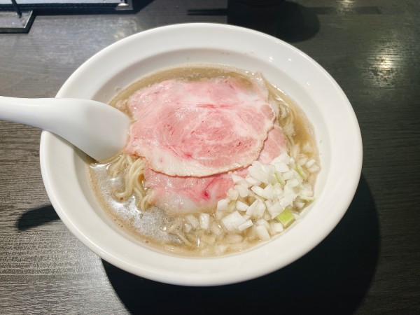 「煮干し蕎麦+黒酢の和え玉」@弘明寺丿貫の写真