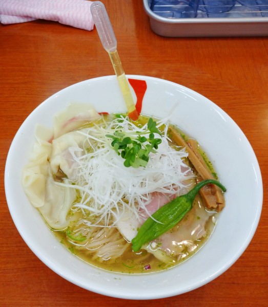 「青唐の塩（960円）＋ワンタン（200円）＋燻玉（120円）」@麺や 魁星 京急川崎店の写真