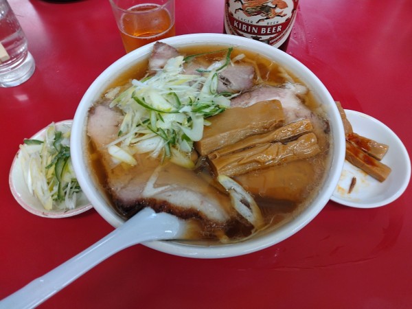 「チャーシューメン¥1050+ネギ¥100+瓶ビール¥650」@一品香 小山の写真