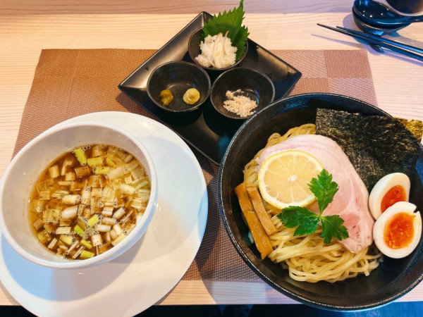 「昆布水つけ麺（1500円）」@麺屋 い志だの写真