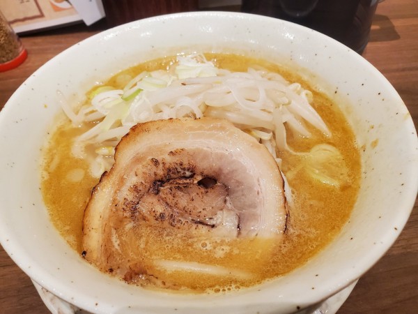 「信州味噌らぁめん・もやし増量」@らぁめん 味鶏の写真