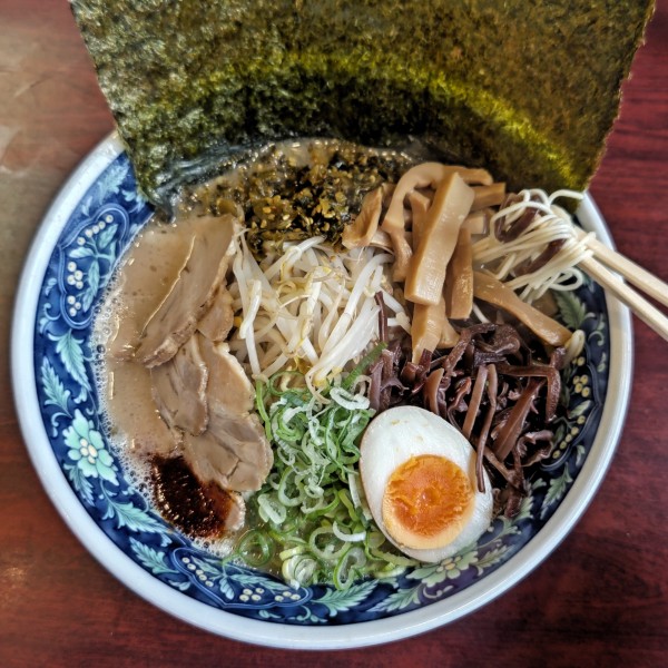 「空海ラーメン全部のせ（1290円）」@拉麺 空海 本店の写真
