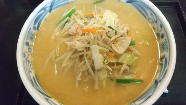 「味噌ラーメン・手打ち麺変更(¥600+20)」@三松会館の写真