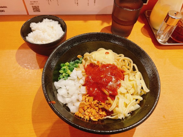 「辛まぜそば＋追い飯」@油そば 鈴の木の写真