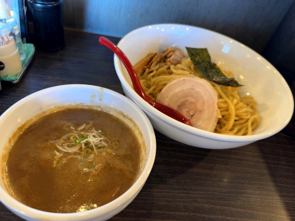 「メガ豚煮干しつけ麺（大盛）」@らーめん 福たけ 桜木本店の写真