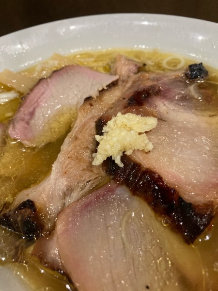 「守 細麺 塩 ハーフチャーシュー」@麺屋のスたの写真