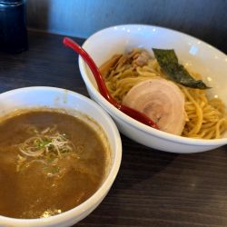 メガ豚煮干しつけ麺（大盛）