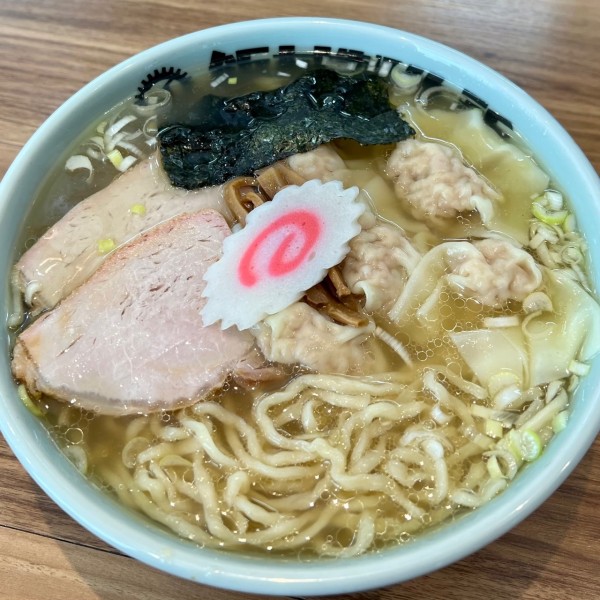「ワンタン麺 塩」@飯村製作所の写真