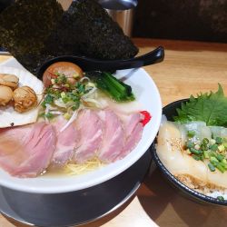 しじみと帆立の特選塩らーめん＋赤イカの漬け丼