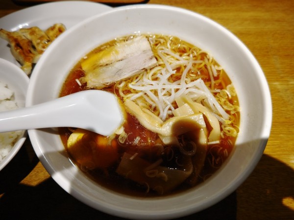 「ラーメン」@ラーメン餃子館 小次郎 池袋店の写真