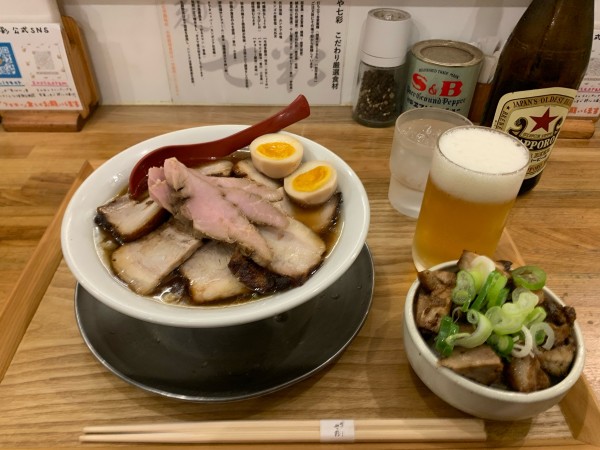 「肉そば」@麺や 七彩 八丁堀店の写真