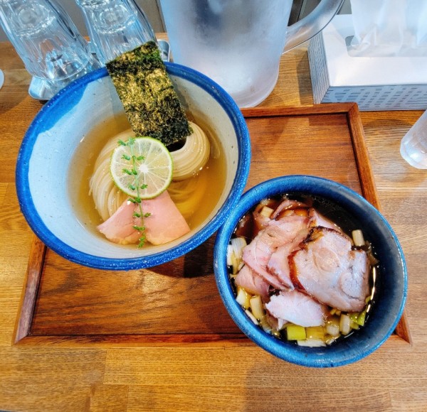 「昆布水つけめん  醤油 (大) ちょい肉増し」@YOKOKURA STOREHOUSEの写真