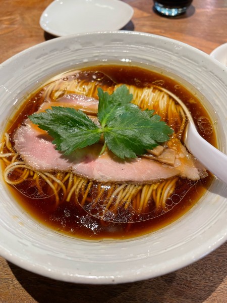 「SALの醤油そば」@三鷹らーめん酒場 SALの写真