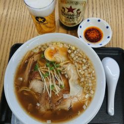 サッポロラガービール＋とり煮干しそば