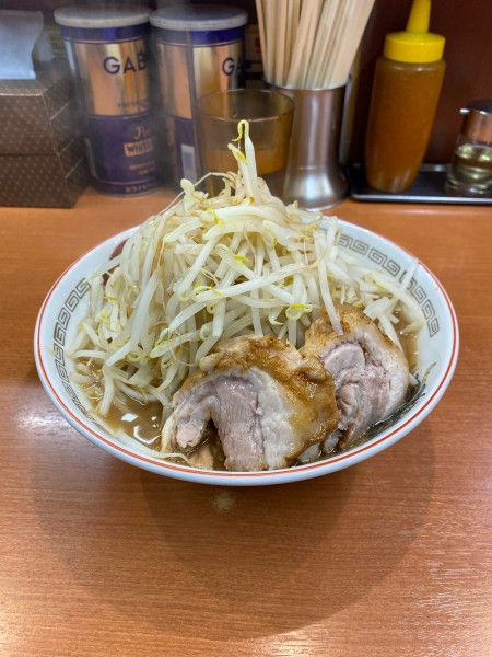 「小ラーメン」@ラーメン豚山 大塚店の写真