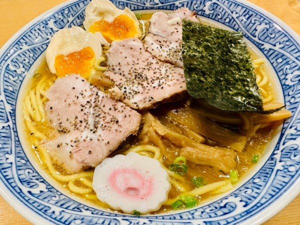 「特製中華そば(大)【1200円】」@中華そば 青葉 府中店の写真