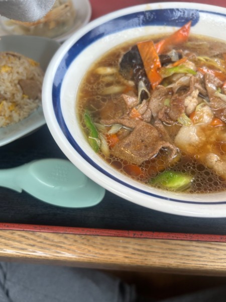 「豚にくとレバーのオイスターあんかけラーメン」@手打ラーメン 珍来 田中店の写真