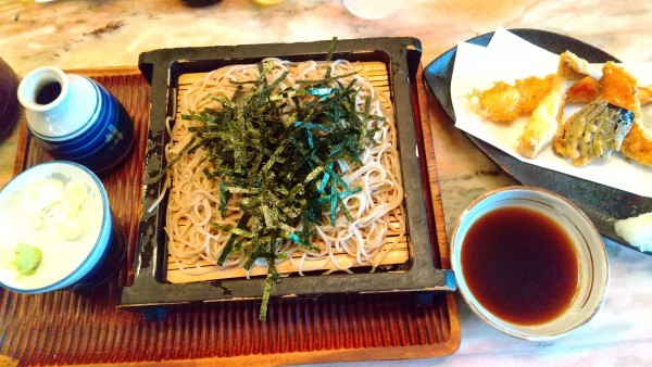 「サッポロ黒ラベル・中瓶+天ざる(¥550+1,650)」@春木家本店の写真