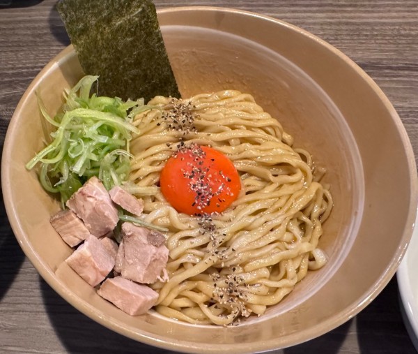 「鶏油釜玉」@麺や 麟子鳳雛の写真