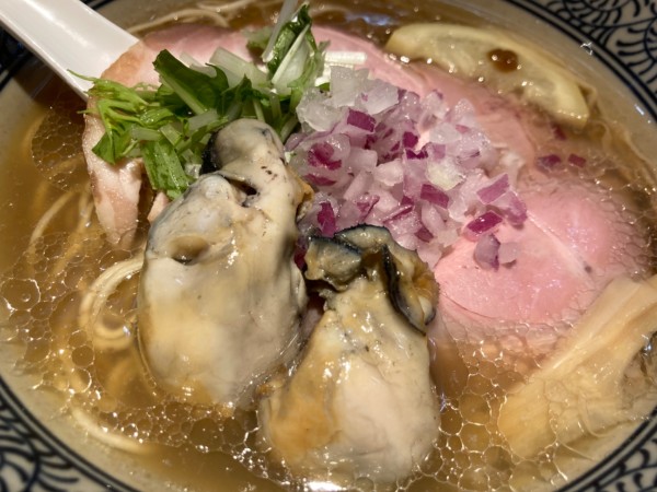 「淡麗牡蠣中華そば」@中華そば 漣の写真