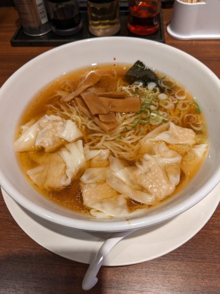 「ワンタン麺」@来来軒 南銀座店の写真