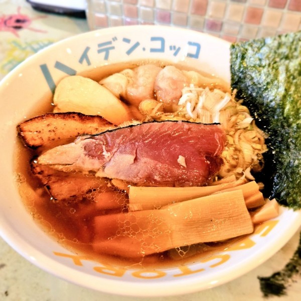 「本枯れ節2年物×鰹のタタキ!ご満悦中華そば!」@ハイデン.コッコFACTORYサマンサ・タマサの写真