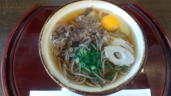 「肉そば660円、玉子120円」@砂丘そばの写真