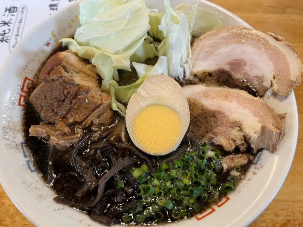 「育元ラーメン固め1080円」@熊本らーめん 育元の写真