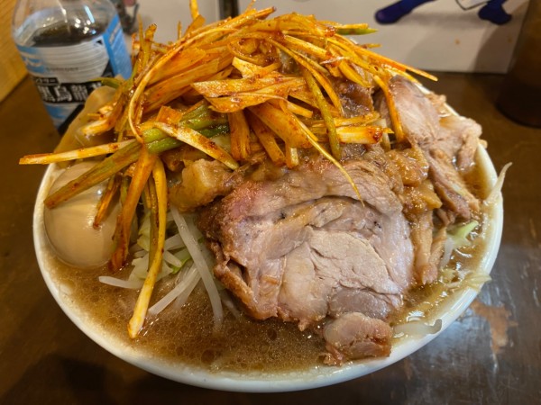 「小ラーメン＋味玉＋辛ネギ＋メンマ」@麺屋 歩夢の写真