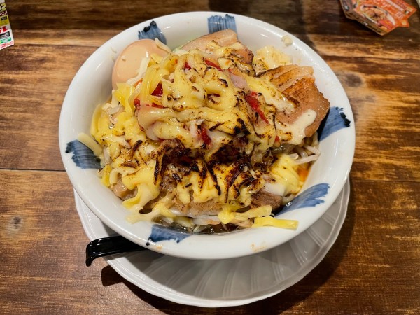 「ピザ二郎」@らーめん駒 安城店の写真