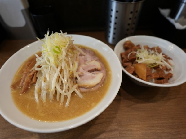 「味噌ラーメン＋サービスミニ豚丼」@味噌麺処 田坂屋の写真