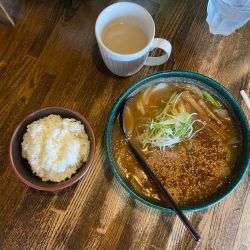 醤油ラーメン＋小ライス