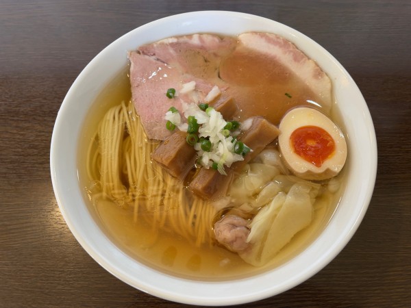 「特製塩そば」@中華そばイデタの写真