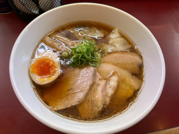 「特製醤油らぁ麺」@らぁ麺 松しんの写真