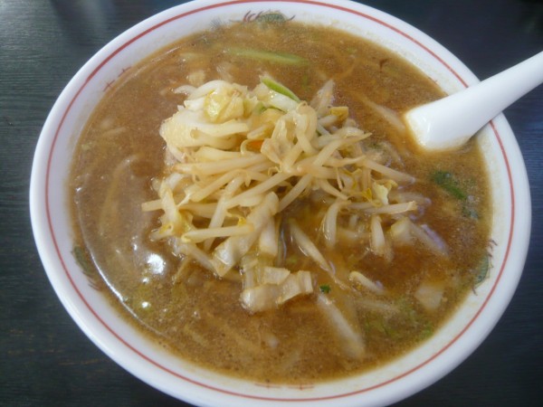 「みそラーメン（野菜大盛）」@宝来屋の写真