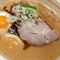 あじ玉胡麻らーめん