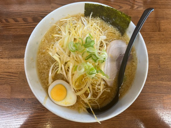 「ネギラーメン 味噌」@らーめん三水の写真