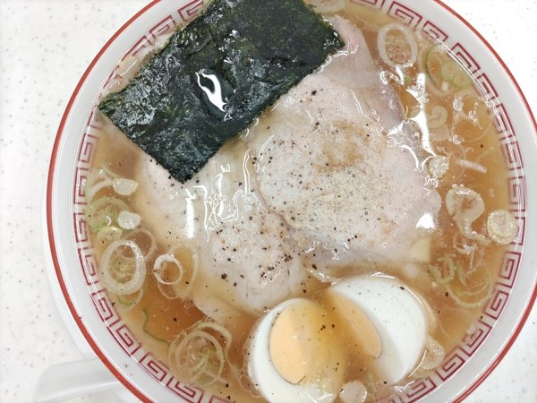 「中華そば＋ゆで玉子」@マルショーラーメン ヨドバシAkiba店の写真