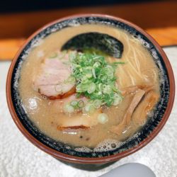 チャーシュー中そば（大）1,400円