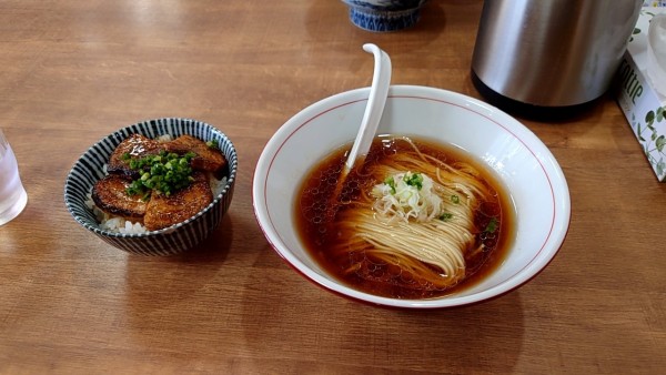 「かけ＋豚めし」@らぁ麺 ここんの写真