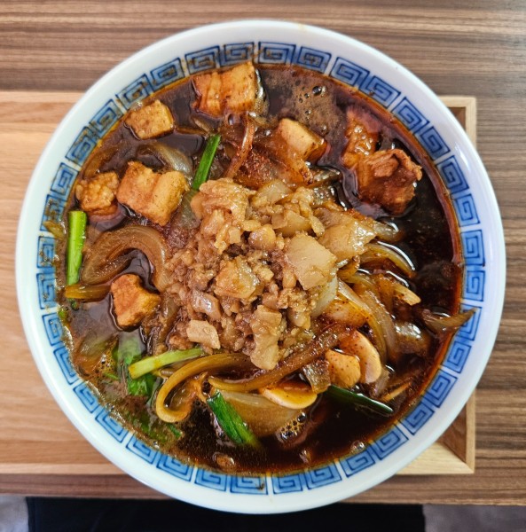 「スタミナ辛そば」@中華そば じんないの写真