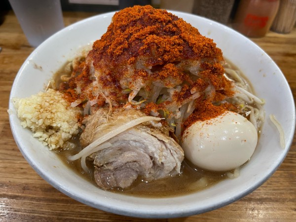 「味玉ラーメン（並）」@デカ盛り戦隊 豚レンジャーの写真