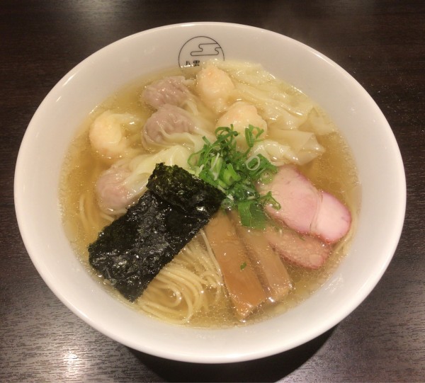 「特製ワンタン麺 白だし（1000円）」@八雲の写真