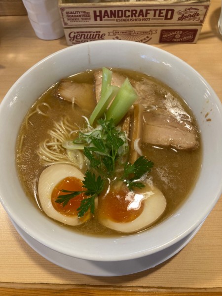 「煮干し醤油そば（ソフト）」@らーめんDINING れんげの写真