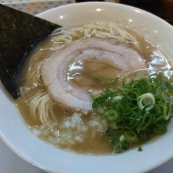鳥白湯ラーメン
