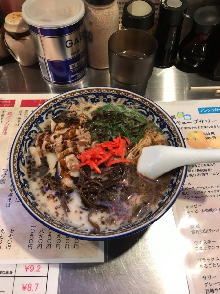 「長浜ラーメン　黒」@ラーメン・ホルモン オールスターの写真