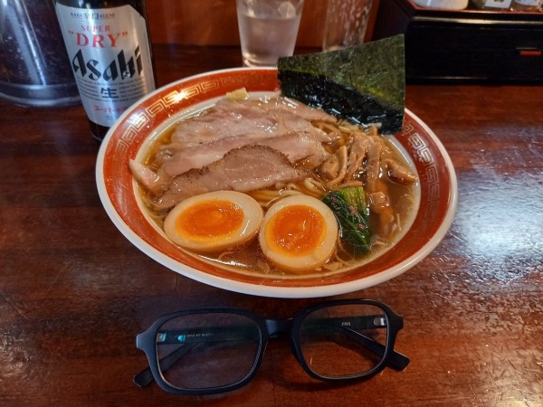 「特しょうゆ(平打)・スーパードライ小瓶」@麺処 懐やの写真