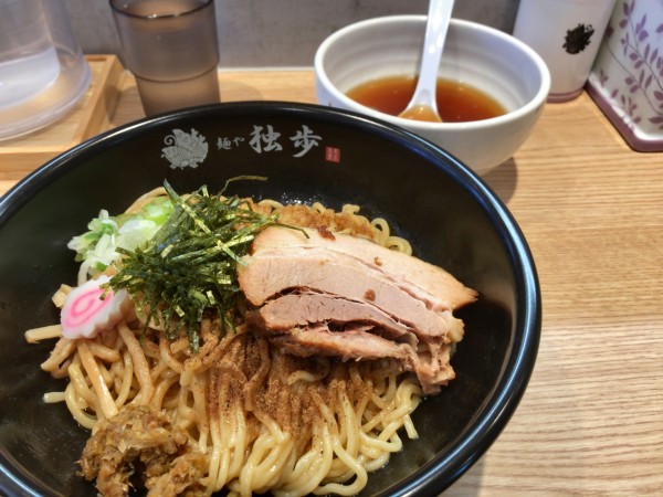 「油そば（スープ付）」@麺や独歩 昭島本店の写真