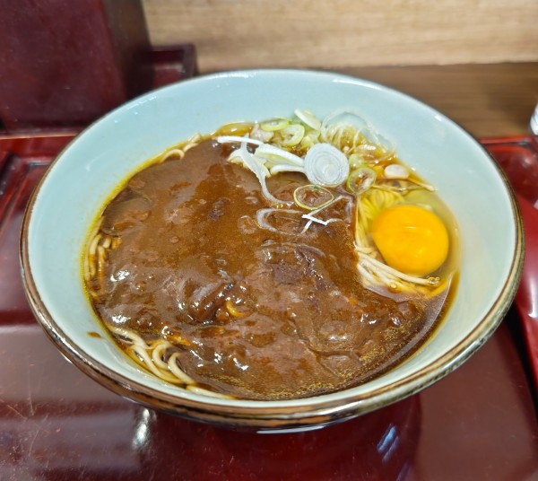 「カレーそば+玉子」@船堀そば 文殊の写真